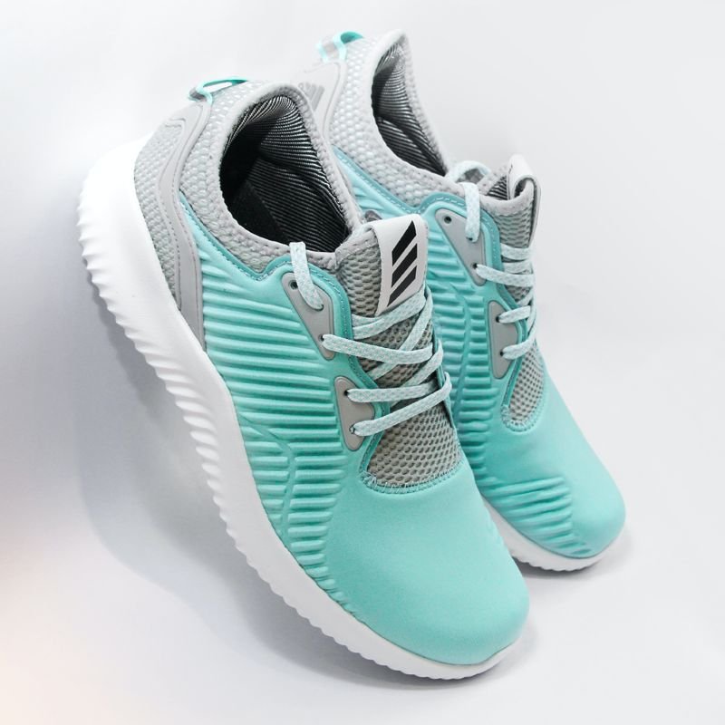 Limited Edition Strengton Sneakers (extra edition pack) - Image 2